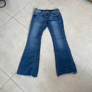 YMI Jeans - YMI Womens Bell Flare Jeans Size 7 YMI Jeans - YMI Womens Bell Flare Jeans Size 7